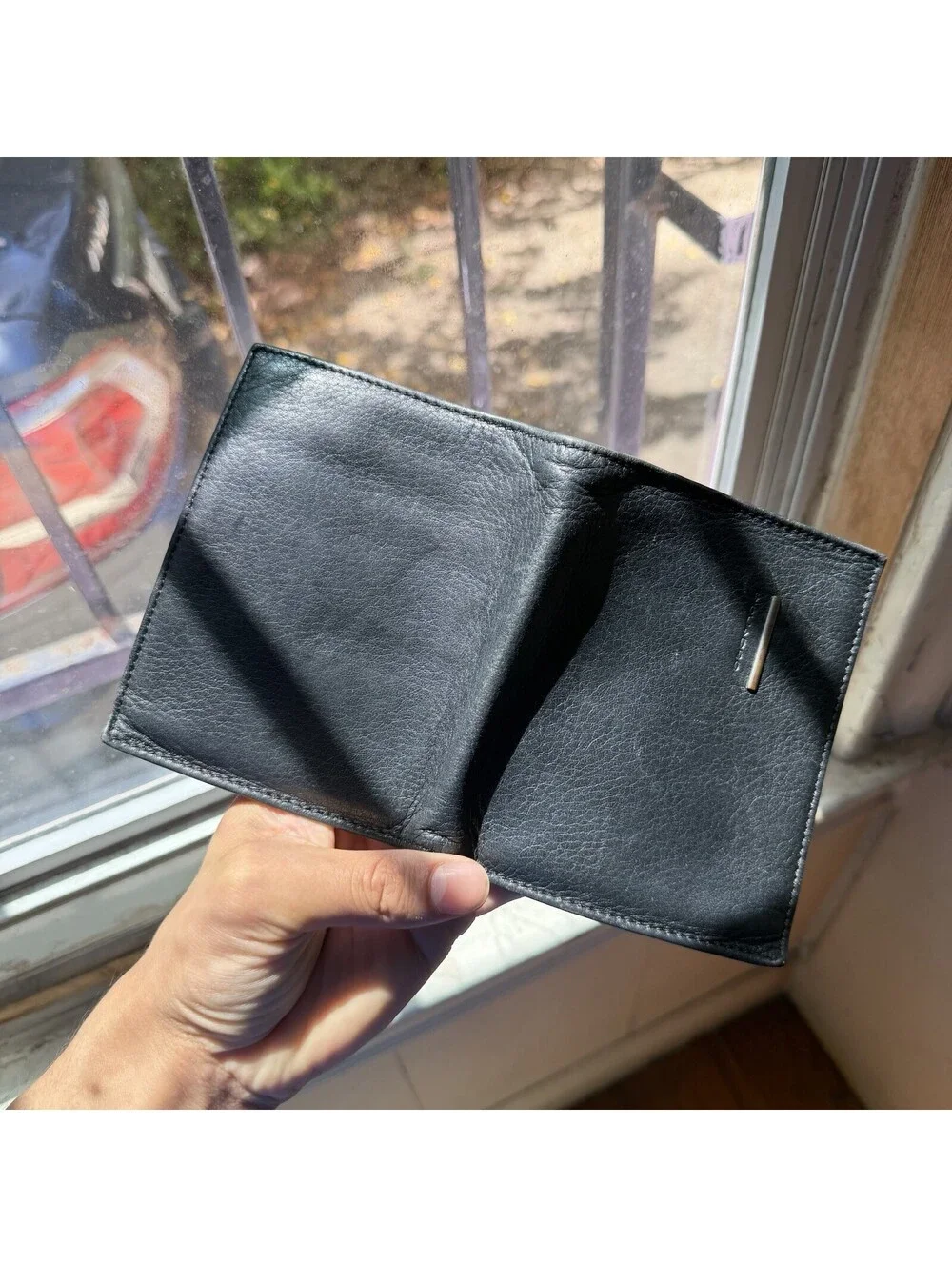 Piquadro Black Leather Slim Bifold Wallet Card Holder Men’s Minimalist Italy